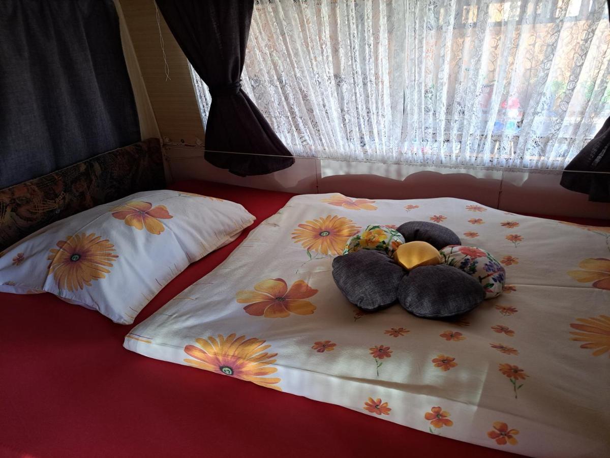 Glamping House Ranc Luze Exterior foto